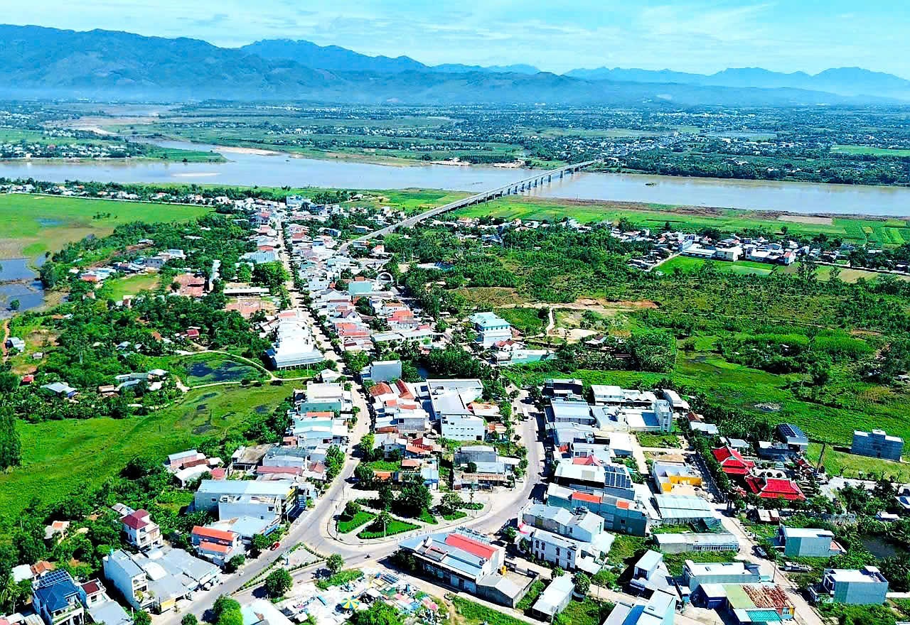 Đại hội đại biểu Đảng bộ xã Thu Bồn lần thứ I (nhiệm kỳ 2025 - 2030): Hướng đến xã nông thôn mới hiện đại