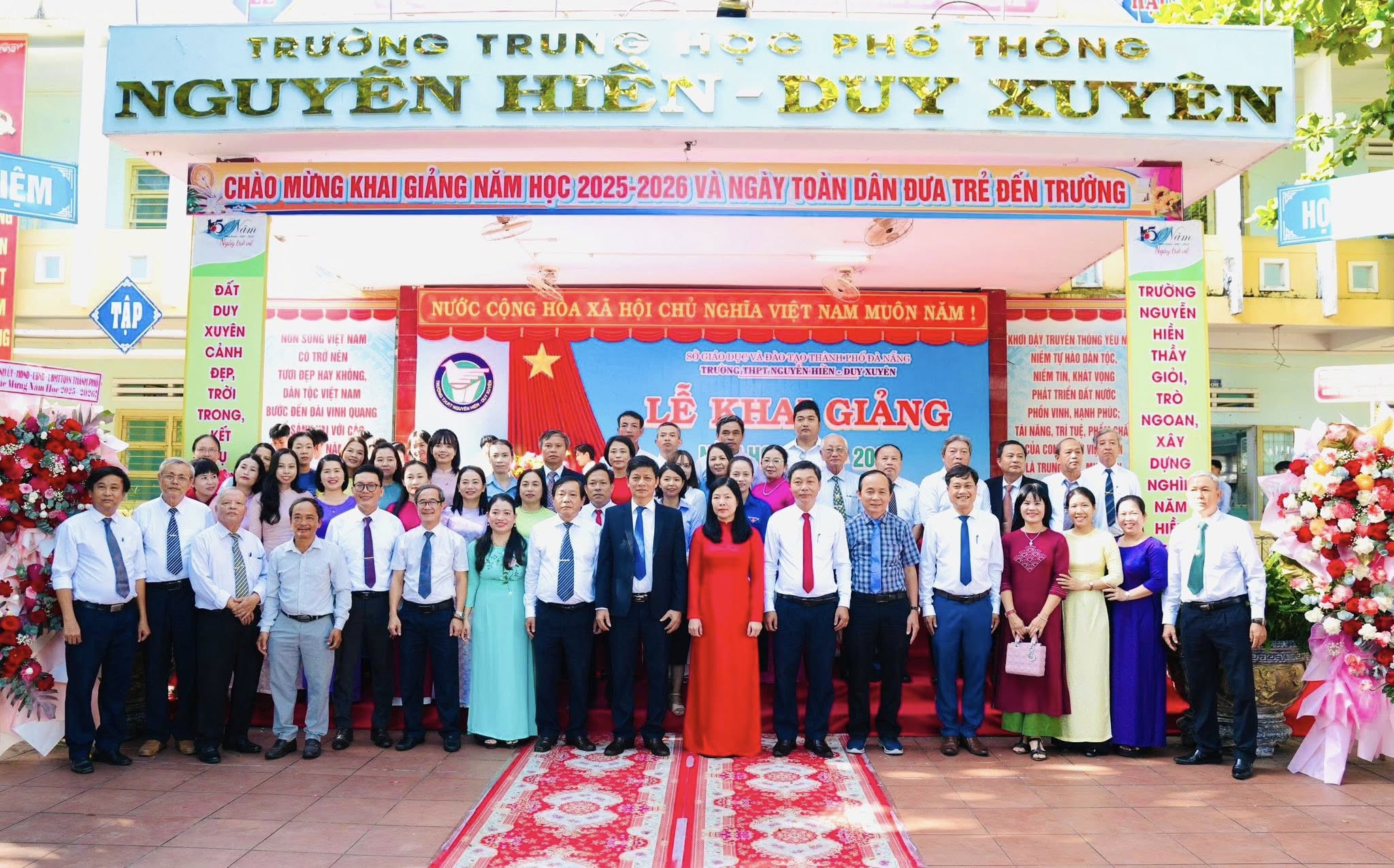 Trường THPT Nguyễn Hiền (xã Duy Xuyên) tổ chức lễ khai giảng năm học mới 2025-2026