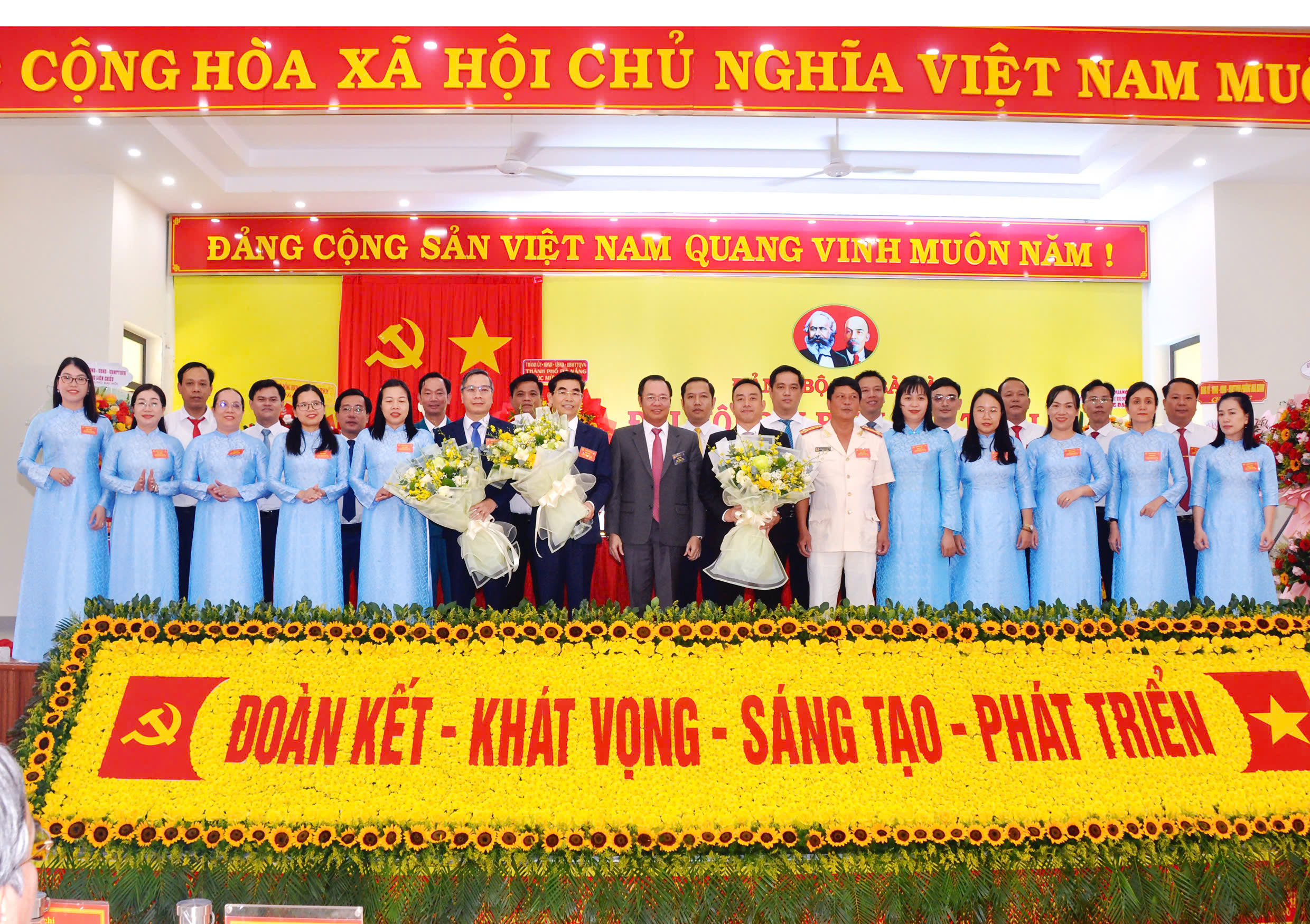 Vận hành mô hình chính quyền hai cấp ở xã Bà Nà:  Đồng bộ - Quyết liệt - Vì Nhân dân