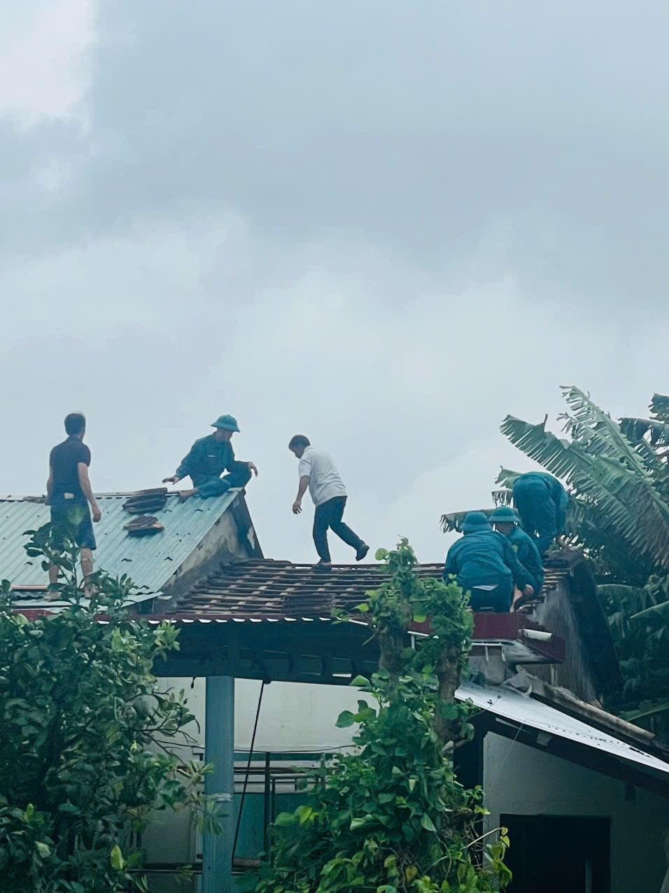 Xã Thu Bồn: Khẩn cấp khắc phục thiệt hại do lốc xoáy