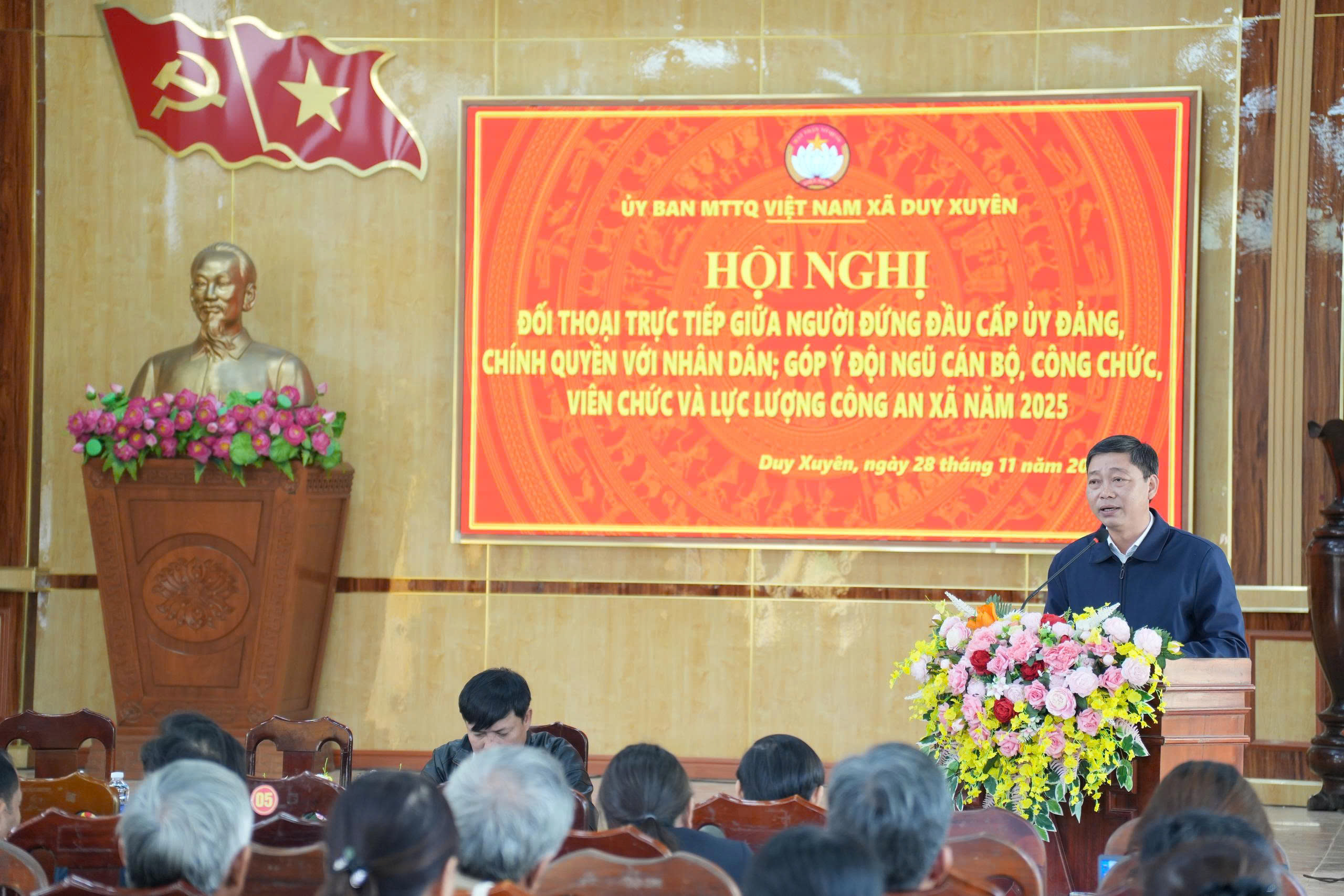 Duy Xuyên tổ chức hội nghị đối thoại giữa người đứng đầu cấp ủy, chính quyền với nhân dân